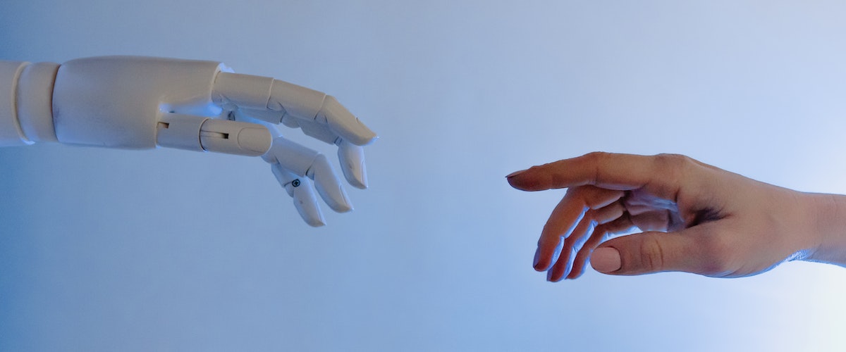 Ce este inteligența artificială și cum ne poate ajuta?