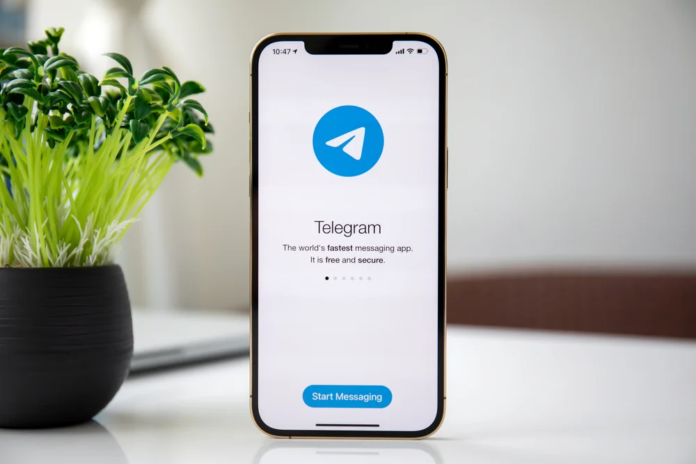 Cum Să Îți Faci o Strategie Social Media pe Grupuri Telegram în 2026