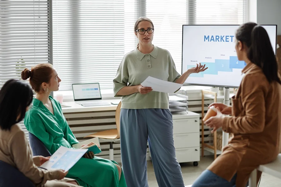 Cum te poate ajuta externalizarea serviciilor PPC?