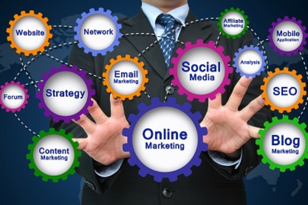 Tot ce ar trebui să știi despre online marketing